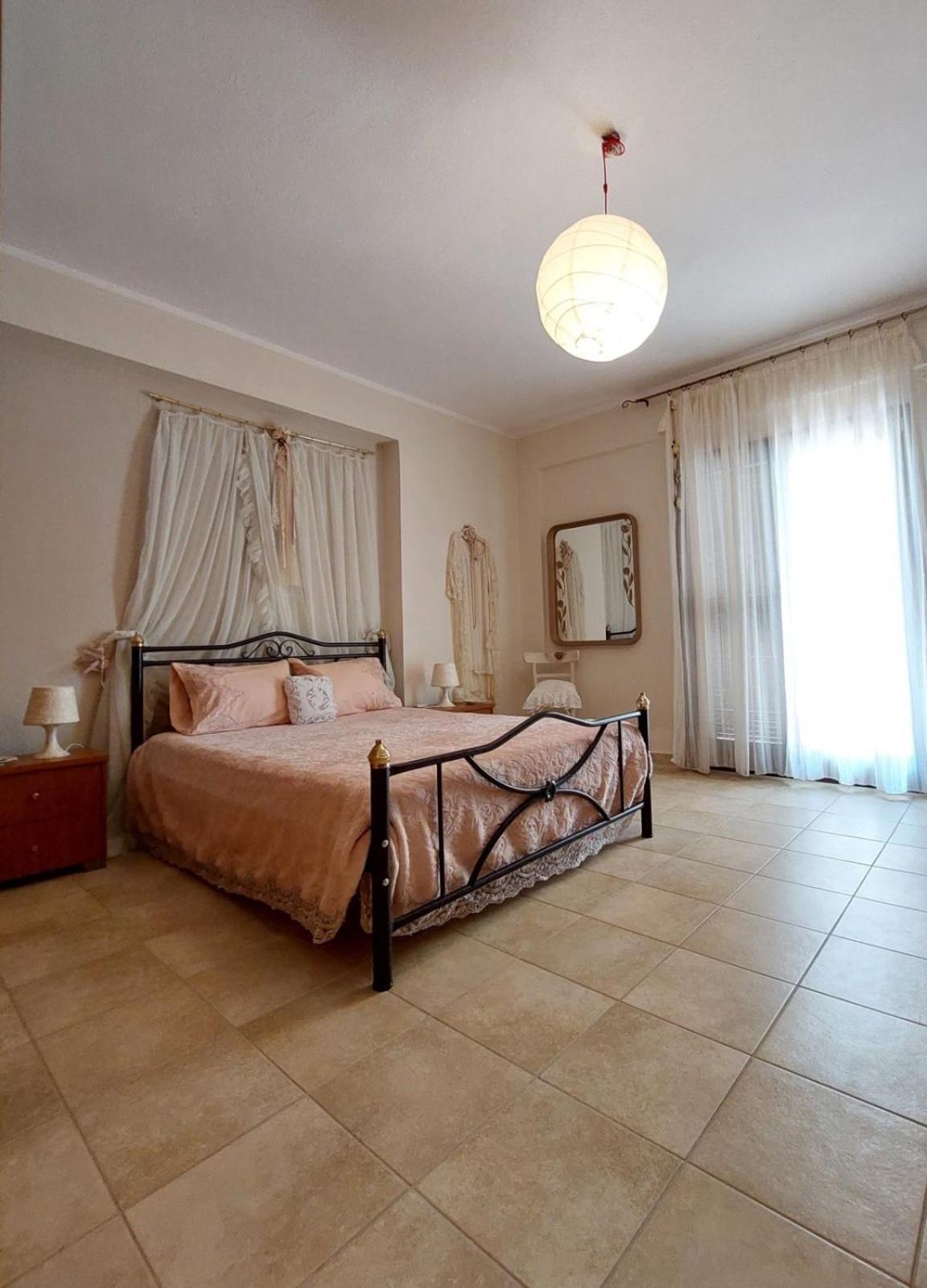 Antique Apartment Afytos Exterior foto