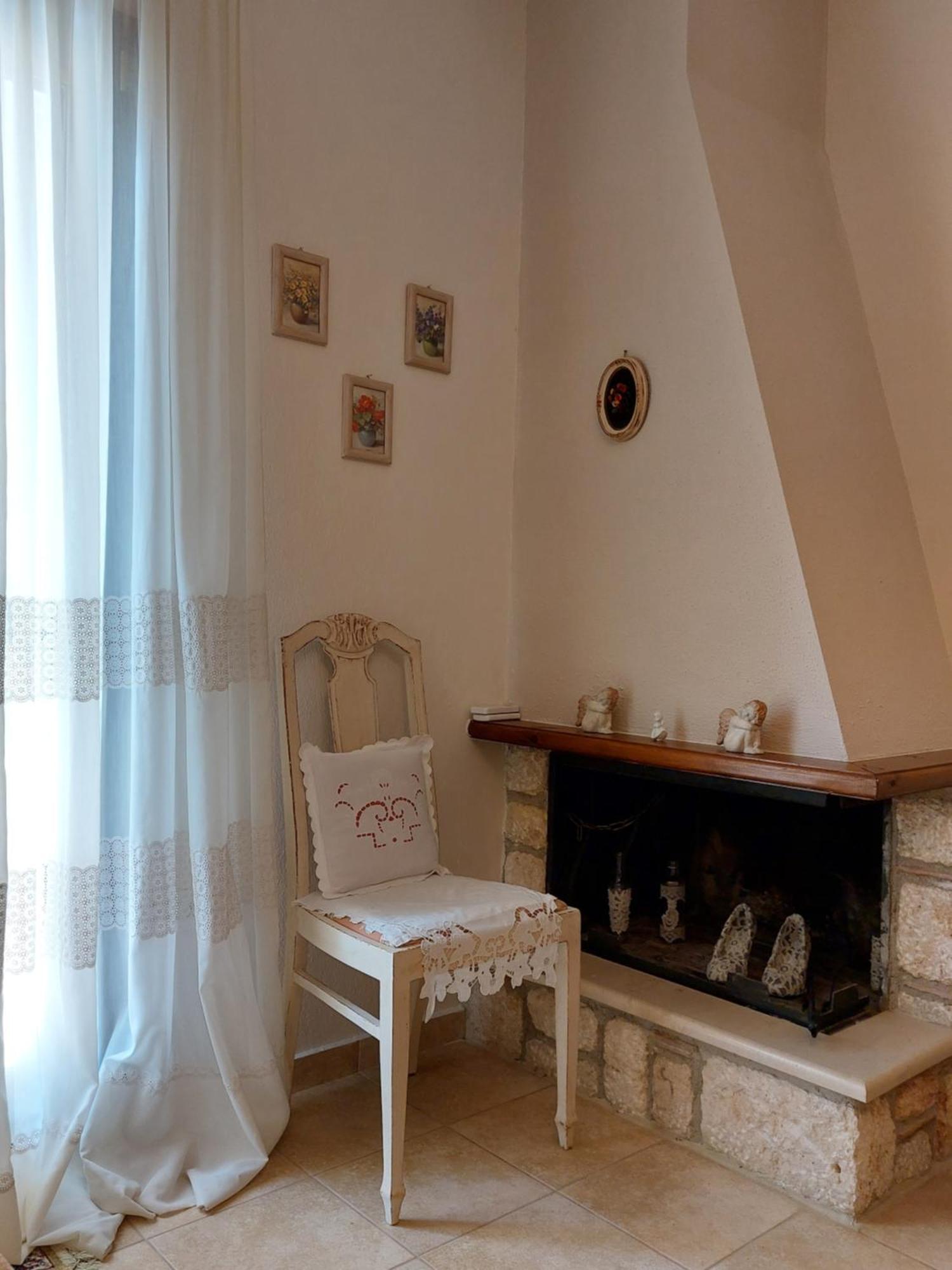 Antique Apartment Afytos Exterior foto